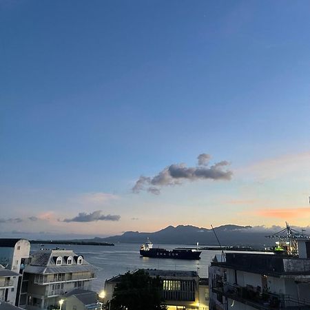 Penthouse Seaside 10 Min Port, Croisiere Et Aeroport Lägenhet Pointe-à-Pitre Exteriör bild