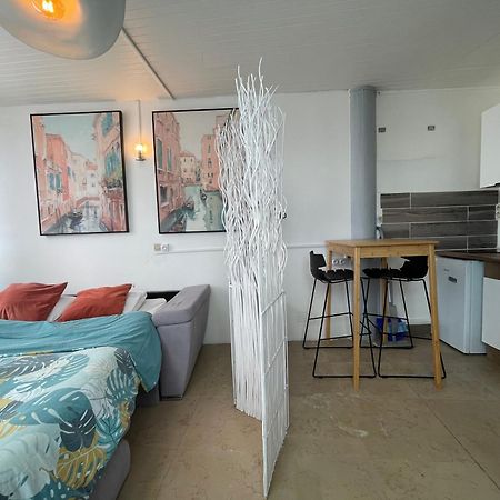 Penthouse Seaside 10 Min Port, Croisiere Et Aeroport Lägenhet Pointe-à-Pitre Exteriör bild