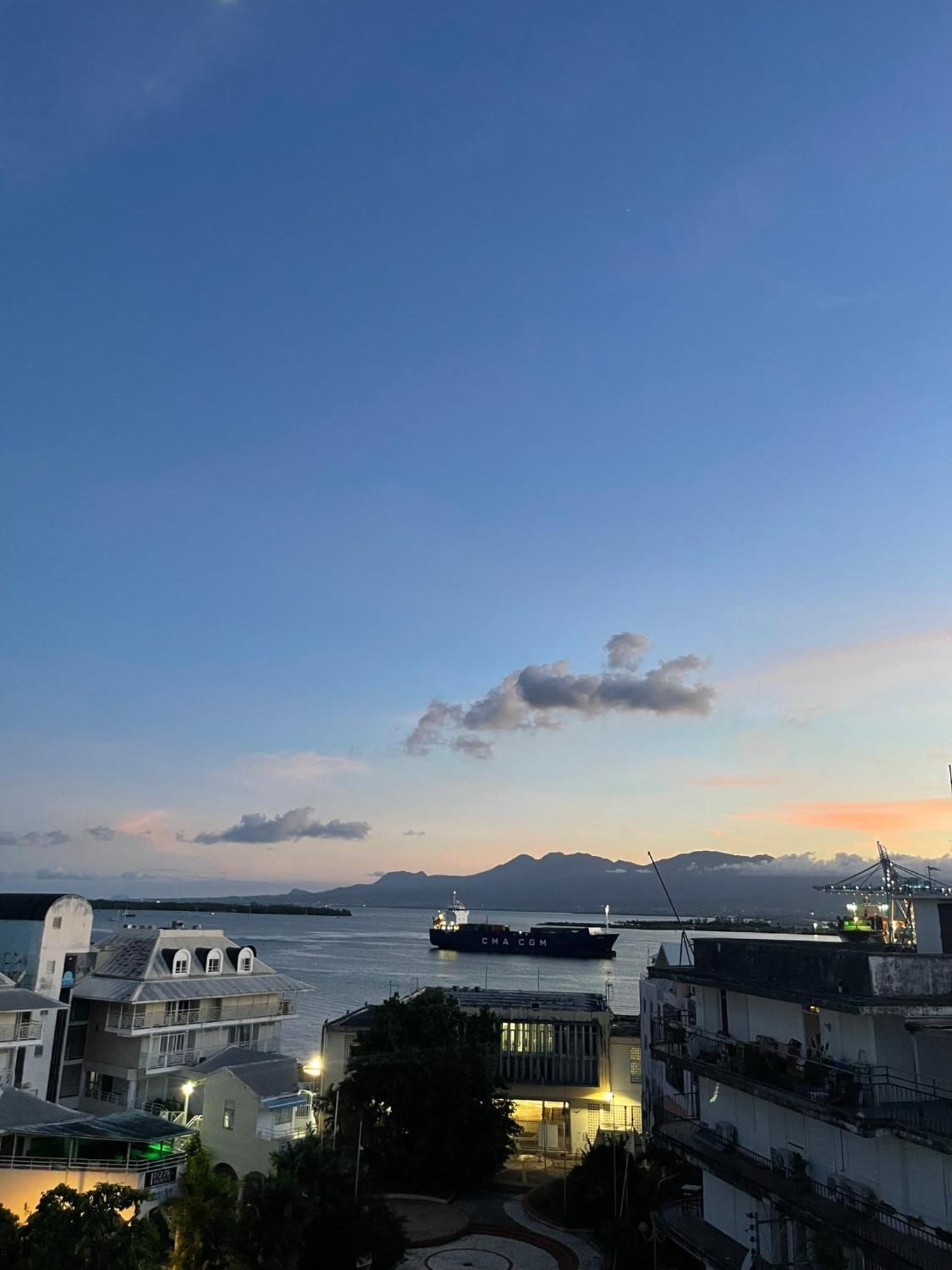 Penthouse Seaside 10 Min Port, Croisiere Et Aeroport Lägenhet Pointe-à-Pitre Exteriör bild