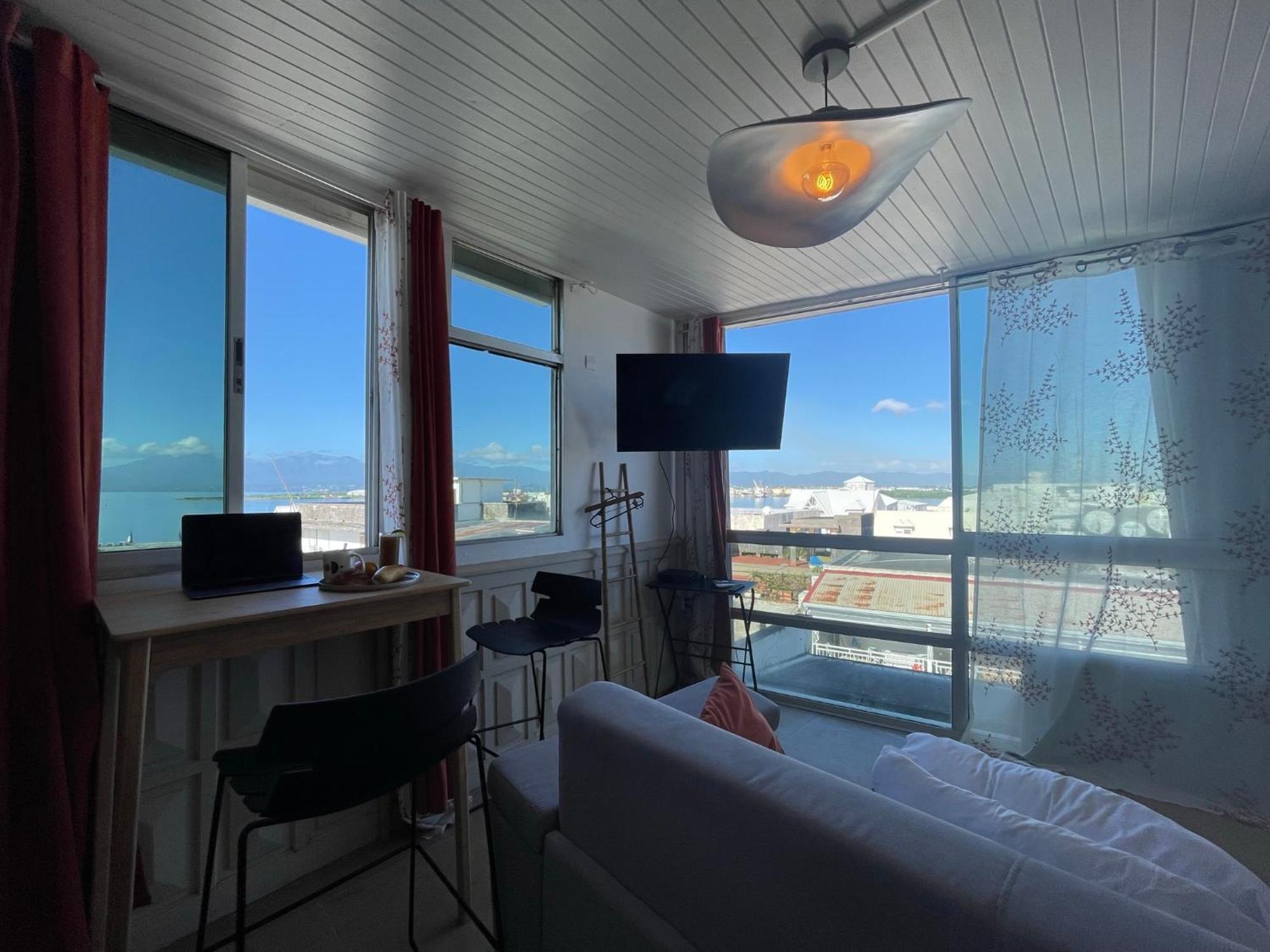 Penthouse Seaside 10 Min Port, Croisiere Et Aeroport Lägenhet Pointe-à-Pitre Exteriör bild
