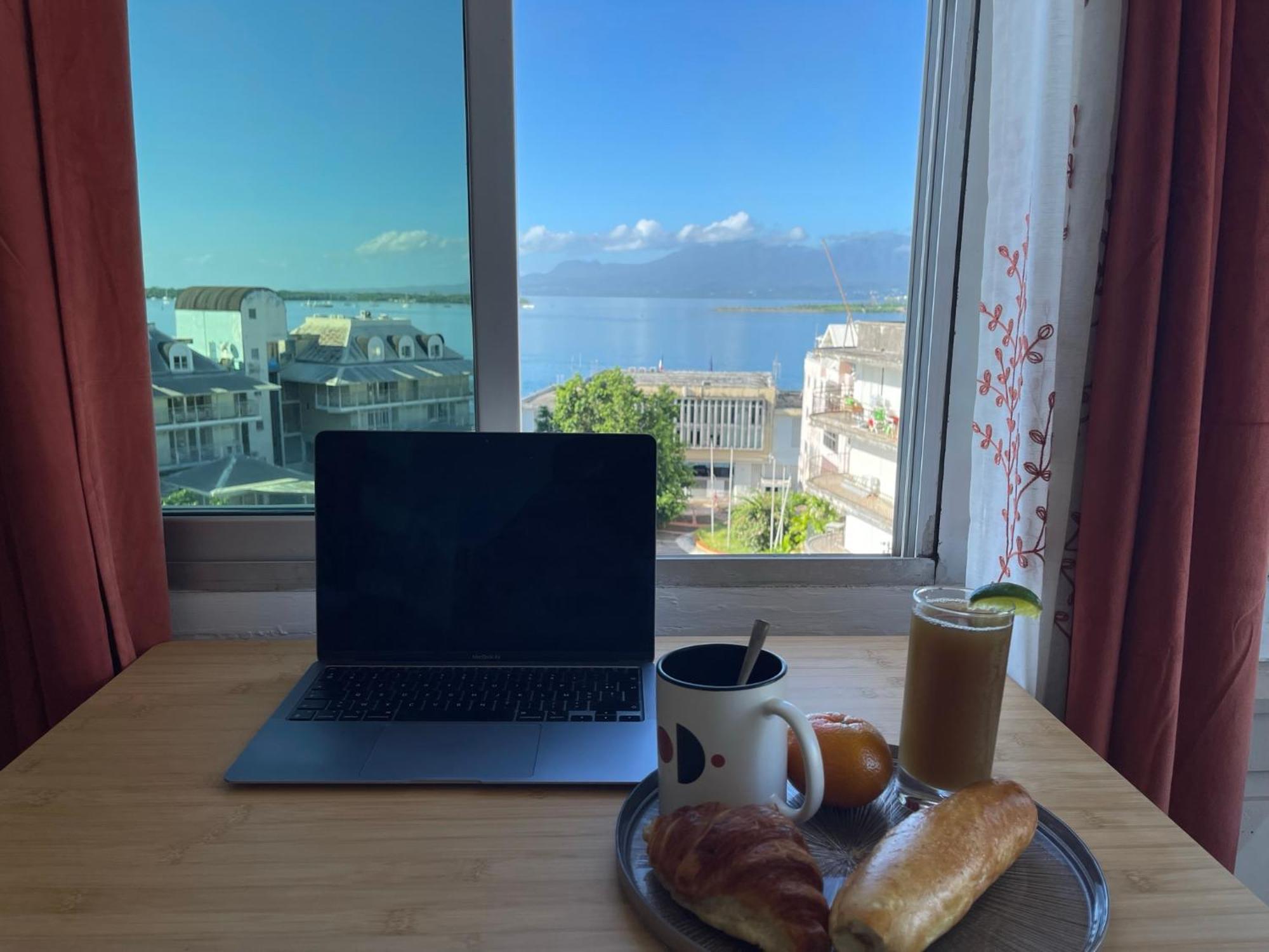 Penthouse Seaside 10 Min Port, Croisiere Et Aeroport Lägenhet Pointe-à-Pitre Exteriör bild